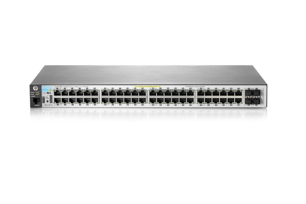  HPE Aruba Networking CX 6200F 48G PoE Clase - 4 con 4 SFP+ y 740 W